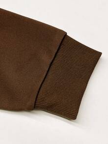 Claim Dot 宽松男士长袖圆领T恤，字母印花 - 棕色 - 查看 4