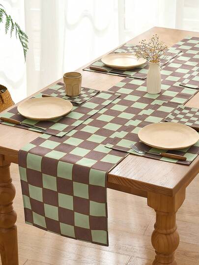 1pc Nordic Style Green Plaid Table Runner, Suitable For Dining Table, Cafe, Outdoor Patio, Balcony And Garden Picnic Decor; Thickened Linen-Like Fabric, Fine Texture, All-Season, Washable, Ideal Gift; Green Plaid And Pink Table Runners Fit Nordic Minimalist Kitchen And Dining Room Holiday Decor, Also Suitable For Indoor Party Decoration. Available In Multiple Sizes.