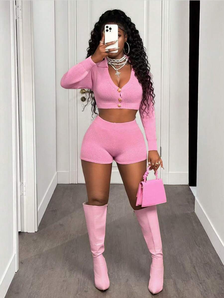 SHEIN BamGlam 2 piezas Conjunto de suéter para mujer - Cárdigan polo corto de manga corta ajustado color rosa y shorts casuales sexy y minimalistas - Rosa - Ver 1