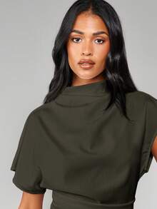 MISSGUIDED Mock Neck Short Sleeve Fitted Top With Relaxed Upper Body Design For Casual Everyday Wear - Army Green - View 4