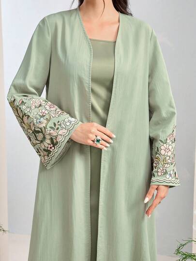 Al Najma 女士花卉刺绣拼接长袖优雅长袍