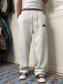 Manfinity Roghcode 男士休闲抽绳腰带运动裤，撞色弹力设计，饰有刺绣，街头风，适合朋友聚会、情侣装、宽松版型，印花图案，日系风格，男女皆宜，我爱我的女朋友 - 灰色 - 查看 5