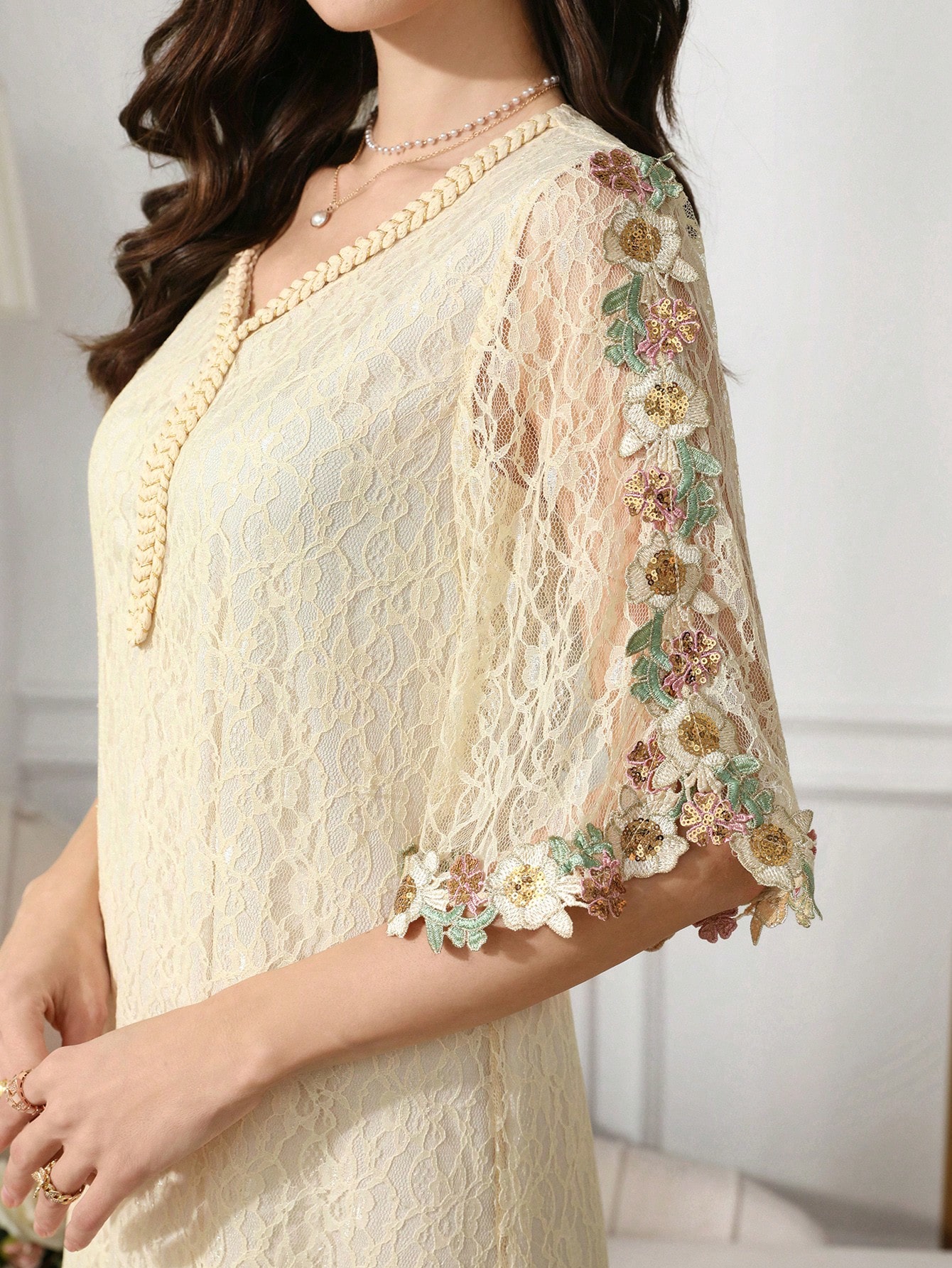 Al Najma رمضان فستان عربي أنيق وبسيط مزين بالدانتي...