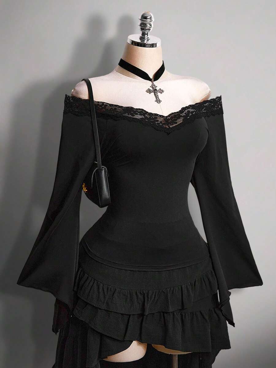 SHEIN ICON 大码女式V领蕾丝拼接喇叭袖T恤 - 黑色 - 查看 1