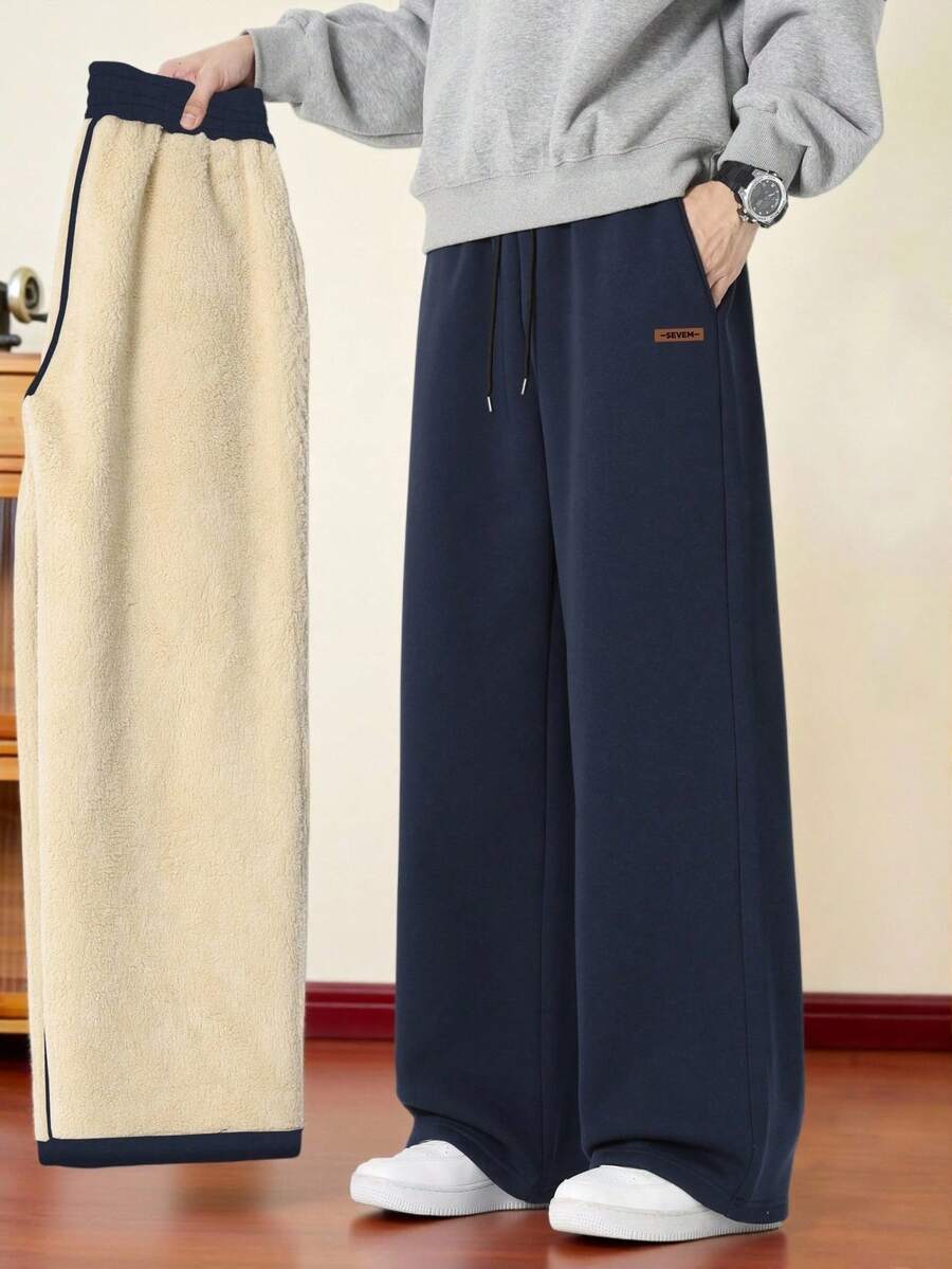 Manfinity EZcore 男士字母图案抽绳腰带口袋阔腿休闲抓绒裤 - 藏蓝色 - 查看 1