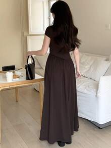 Teen Girl Brown Knit Round Neck Short Sleeve Casual Fitted A-Line Dress Brown Dress Simple Dress Long Dress Elegant Dress Women Dress - Brown - View 2