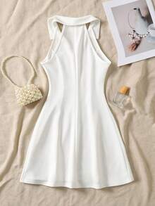 少女休闲运动通勤优雅纯色V领马术刺绣无袖A字连衣裙，白色 - 白色 - 查看 2