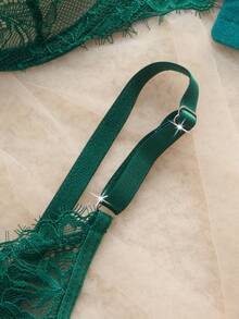 Floral Lace Underwire Sexy Bra & Panty Lingerie Set - Dark Green - View 3