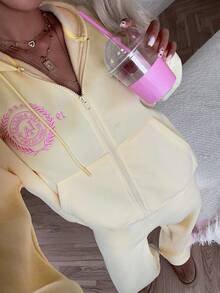 CovetEZ 2026秋冬新款女装两件套：黄色休闲家居甜美运动撞色粉色字母刺绣图案刺绣拉链长袖保暖连帽卫衣和宽松长裤，舒适、百搭、时尚、青春活泼的黄色两件套 - 黃色 - 查看 3