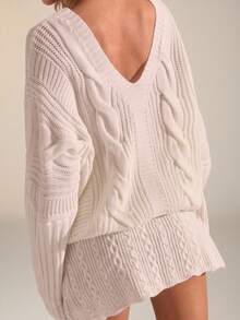 Glamine Elegant White V-Neck Knit Bow Tie Top & Pearl Button Skirt Sexy Romantic Date 2-Piece Set For Women Cream Outfit Women Cream Two Piece Set Sweater Set Knit Two Piece Set Sweater 2-Piece Set ,Party Dresses,Elegant Women's Sets,White Outfit For New Year's Eve,Holiday 2 Pieces Knit Set - White - View 4