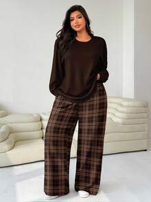 Solflare Bộ 2 món dành cho nữ cỡ lớn, họa tiết kẻ caro cổ điển, dáng rộng, cổ tròn và quần ống đứng. - Nhiều màu - Xem 4