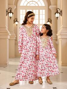 Vestido de Manga Longa com Gola Redonda, Renda Dourada e Estampa Floral Delicada para Meninas, Design Multicolorido para Visual Vibrante, Adequado para Uso Diário, Festas e Apresentações - Multicolorido - Visão 1