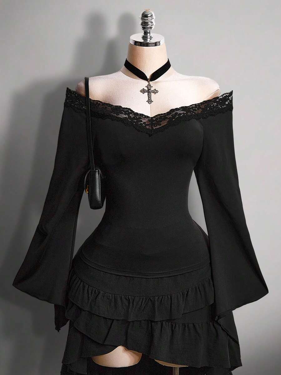 SHEIN ICON 大码女式V领蕾丝拼接喇叭袖T恤 - 黑色 - 查看 1