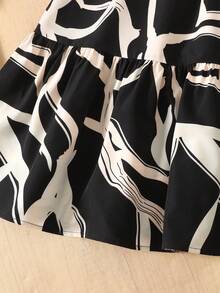 SHEIN 少女碎花套装，优雅通勤休闲T恤和迷你裙 - 黑色 - 查看 6