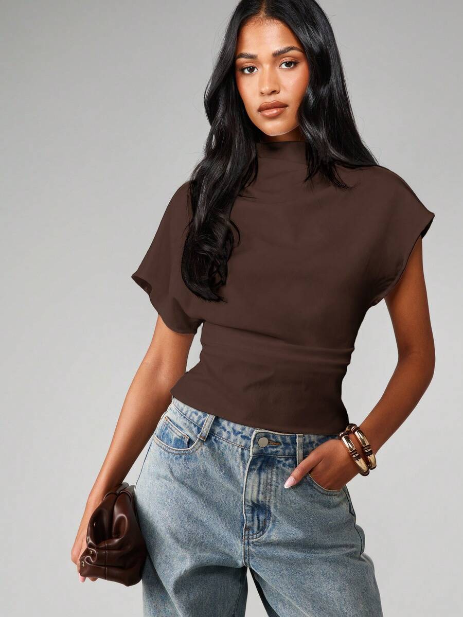 MISSGUIDED Mock Neck Short Sleeve Top With Fitted Waist Design For Casual Everyday Wear - Brown - View 1