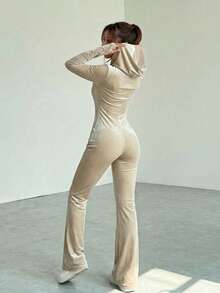 SHEIN EZwear 女士休闲杏色丝绒连帽连体裤，春季，女士春夏装，女士春季套装 - 杏色 - 查看 2