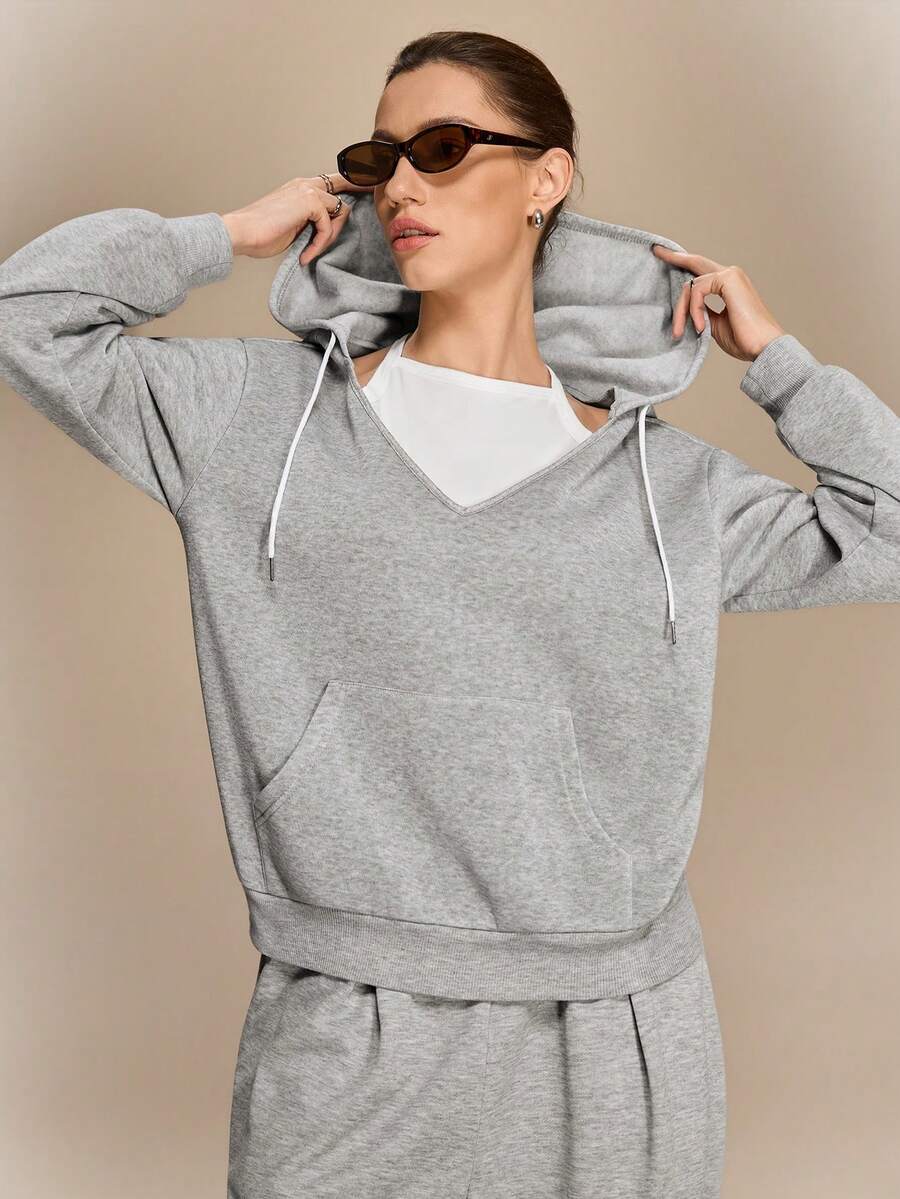 Qadelle Sweatshirt Wanita Lengan Panjang Model Bahu Longgar Warna Polos dengan Saku dan Tali Serut - Grey - View 1