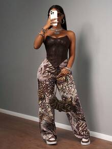 Slaydiva 2025秋冬新款街头休闲修身酒红色纹理PU抹胸背心+高腰阔腿印花裤女两件套，适合锐舞派对、生日、万圣节、聚会、圣诞节、早午餐、返校季等场合。 - 棕色 - 查看 5