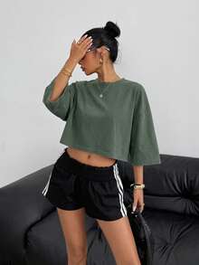 SHEIN EZwear 女士复古军绿色落肩短款T恤，休闲夏季风格。 - 軍綠色 - 查看 3