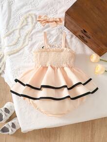 1 Piece Baby Girl Elegant Sweet-Style Ruffled Trim & Bow-Detailed Sleeveless Tiered Bodysuit Lightweight Soft Breathable Flowy One-Piece Outfit For Daily Wear & Cute Photo Shoots Spring & Summer Fashion Ensemble