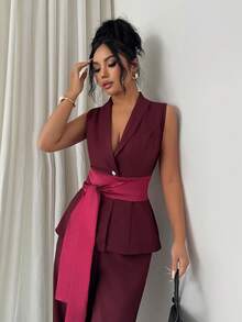 Elenzga Bộ trang phục thanh lịch và tinh tế dành cho nữ, gồm áo sơ mi không tay cổ chữ V màu đỏ tía, cài một hàng khuy, có thắt lưng, kết hợp với quần ống rộng. Thích hợp cho sinh nhật, hẹn hò, tiệc tùng, các dịp trang trọng, tiệc cocktail, lễ hội âm nhạc, Ngày Valentine, Lễ Phục sinh, Ngày động, tiệc tựu trường, tiệc độc thân, và mùa xuân. - Màu đỏ tím - Xem 8