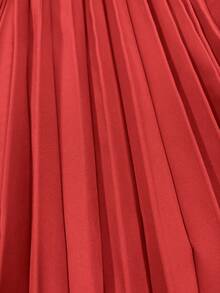 Chiquease 露肩吊带褶皱休闲连衣裙，适合新年度假海滩穿着 - 紅色 - 查看 4