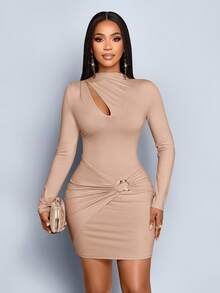 SOLERSUN Abito mini aderente e sexy in tessuto lavorato a maglia, con maniche lunghe, colletto alto, collo rialzato, plissettature, apertura sul petto, decorazione con bottoni metallici, adatto per feste e uso quotidiano, colore albicocca, ideale per l'autunno e l'inverno - Cachi - Visualizzare 1