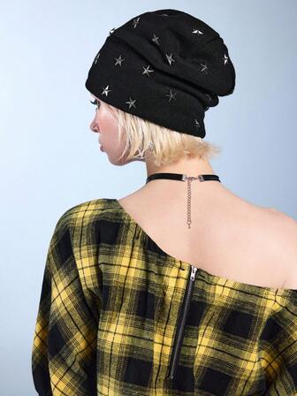 Goth 1pc Black Punk Rock Vintage Metal Stud Star Design Warm Knit Beanie Hat, Fashionable Minimalist Unisex Accessory For Daily, School, Date, Shopping, Travel, Halloween And More