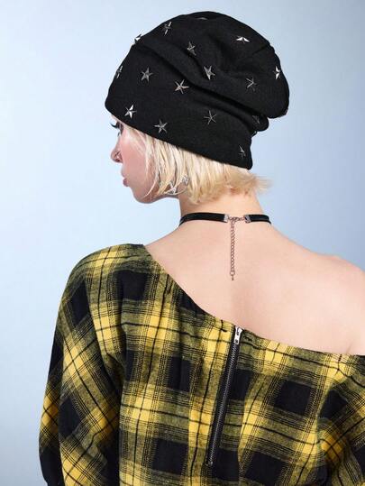 Goth 1pc Black Punk Rock Vintage Metal Stud Star Design Warm Knit Beanie Hat, Fashionable Minimalist Unisex Accessory For Daily, School, Date, Shopping, Travel, Halloween And More