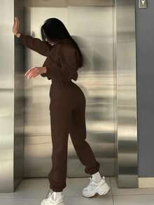 SHEIN BamGlam 巴黎简约数码印花正面休闲舒适百搭女士羊毛运动衫和裤子套装 - 咖啡棕 - 查看 5