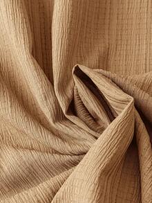 SHEIN Essnce 大码女装春夏时尚休闲舒适优雅日常百搭修身绿色纹理面料无袖短裙，波西米亚风女装，度假装扮，鼠尾草绿连衣裙，下午茶装扮，欧洲夏季，早午餐装扮 - 卡其色 - 查看 4