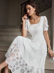 ZEYLAH Vestido elegante de mujer con cuello cuadrado, mangas cortas abullonadas y parches bordados - Blanco - Ver 5