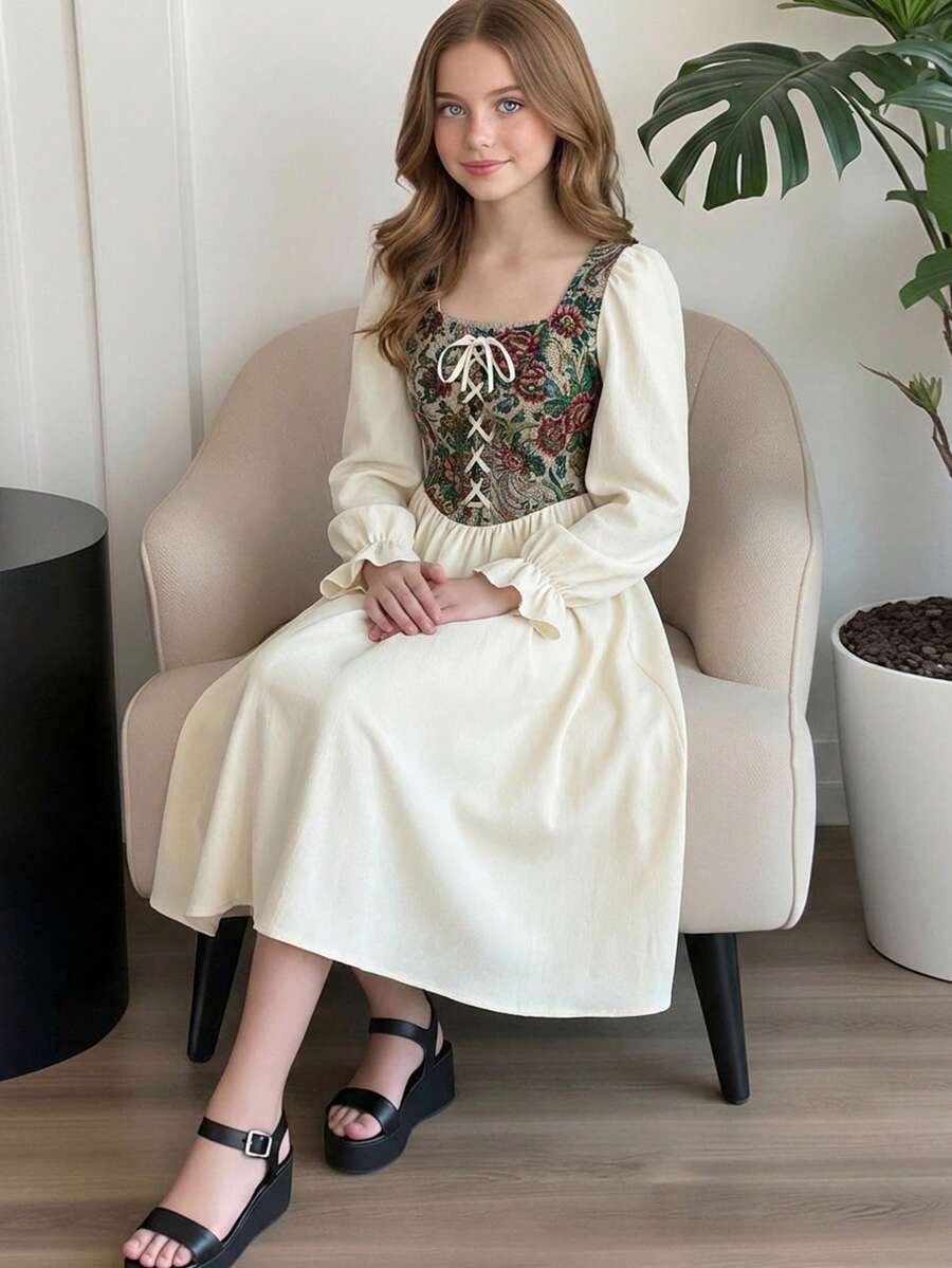 SHEIN Serisse Kids 奶油杏色女童系带提花连衣裙，方形领口，前系带腰部和泡泡袖，新款中国风花卉连衣裙，带扣装饰，秋季连衣裙，返校节服装，返校节连衣裙，返校节连衣裙，约会夜连衣裙，乡村风格，文艺复兴风格连衣裙 - 杏色 - 查看 1