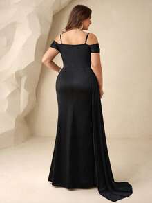 Coutiva Đầm dạ hội cỡ lớn dành cho nữ, màu trơn, đính sequin, kiểu trễ vai. - màu đen - Xem 3