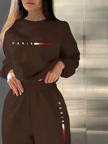 SHEIN BamGlam 巴黎简约数码印花正面休闲舒适百搭女士羊毛运动衫和裤子套装 - 咖啡棕 - 查看 4