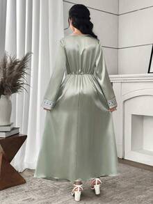 SHEIN Teen Girl Green Woven Patchwork Printed Gold Ribbon Casual Dress Abayas For Girls Abaya Dress For Girls Light Green Modest Dress Long Modest Dresses For Girls And Ladies Teen Modest Dress - Green - View 5