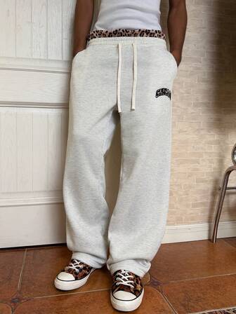 Manfinity Roghcode Men's Casual Drawstring Waist Sweatpants With Elastic Contrast Color & Embroidery,Streetwear,Friends,Matching,Baggy,For Men,Graphic,Japanese Style,Unisex,I Love My Girlfriend