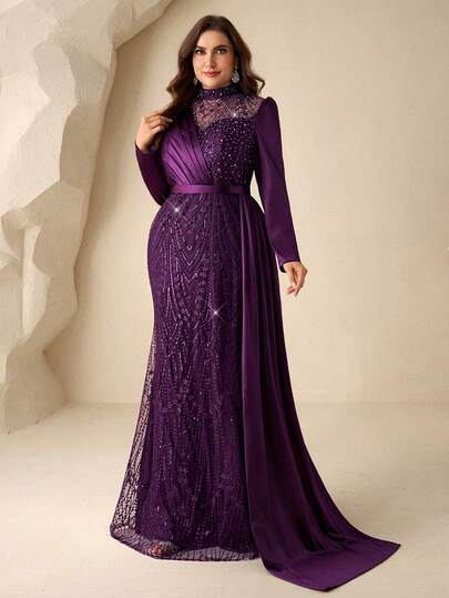 Coutiva 大码优雅长袖刺绣拼接缎面鱼尾裙，侧边垂褶设计，适合作为婚礼新娘母亲晚礼服、婚礼宾客礼服、正式晚宴礼服。