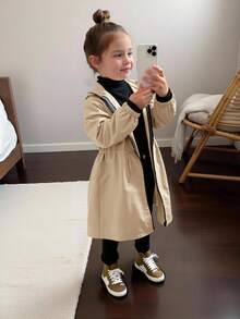 SHEIN 女童休闲字母装饰宽松文字织带连帽口袋中长款派克大衣，风衣，梭织双排扣翻领宽松长款防风外套，休闲军装风，适合通勤和户外活动，春夏秋冬皆宜，Y2K金属夹克，Y2K风格，女童款。返校季，母女亲子装。 - 駝色 - 查看 9