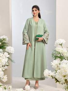 Al Najma 女士花卉刺绣拼接长袖优雅长袍 - 綠色 - 查看 4