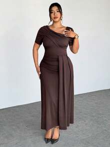 Firerie Đầm ngắn tay dáng suông bất đối xứng cho nữ cỡ lớn, tay ngắn, kiểu dáng thanh lịch và tôn dáng, thích hợp cho kỳ nghỉ hè, có bèo nhún ở vai, thích hợp cho mùa xuân/hè. - màu nâu - Xem 9