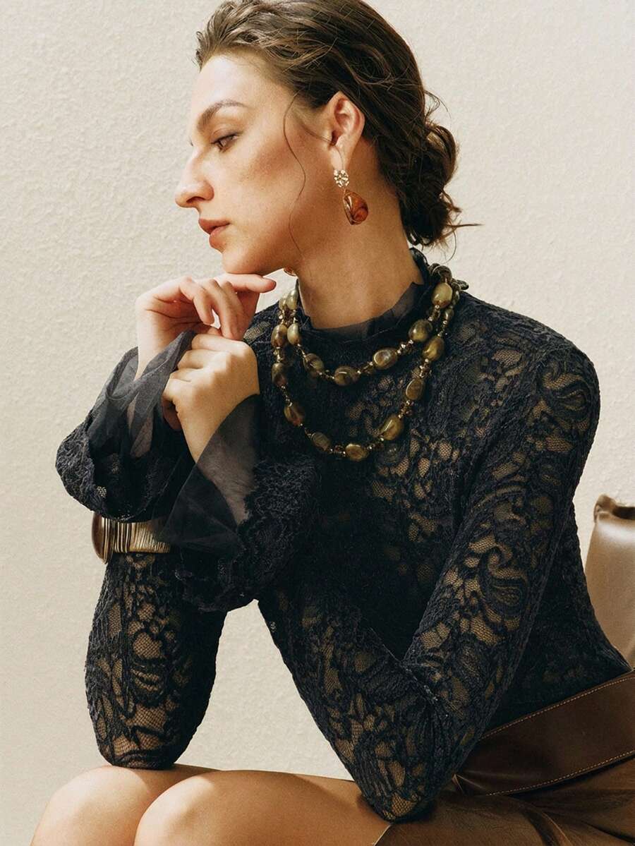 Revavyn 女士天鹅绒蕾丝面料，网纱袖口，双层喇叭袖口，修身剪裁，优雅日常风格，黑色长袖打底衫。适合秋季穿着。蕾丝长袖上衣，黑色蕾丝上衣，新年必备。 - 黑色 - 查看 1