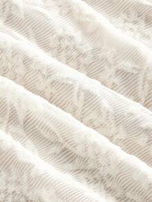 SHEIN MOD 这款复古魅力杏色纯色提花长袖立领连衣裙，优雅迷人，是约会、派对、度假的完美之选，也适合邮轮旅行、毕业典礼、夏威夷风情、嘉年华、飘逸长裙、舞会礼服和下午茶等场合。 - 杏色 - 查看 4