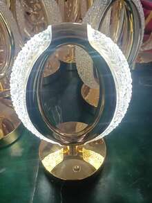 1个北欧现代简约创意浪漫床头灯，带USB充电、触摸开关、可调光三色灯光，适用于卧室、客厅、家居装饰