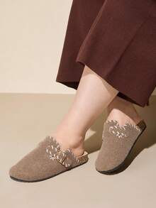 CUCCOO CURVES Women's Casual Versatile Commute Slip-On Wide Fit Flats - Brown - View 4