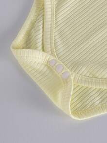 SHEIN 3件套女婴度假休闲纹理面料套装，包括衬衫、短裤和连体衣，适合日常穿着，夏季款 - 黃色 - 查看 7