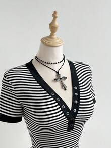 SHEIN Unity 女士黑白条纹镂空短袖修身迷你连衣裙 - 黑與白 - 查看 4