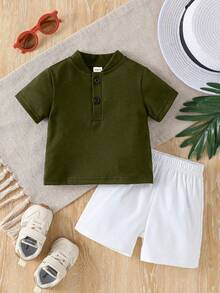 Souflis Souflis مجموعة قميص كم قصير بياقة عالية وبنطال بلون متباين مناسبة للأطفال الصبية في الصيف، 2 قطعة - متعدد الألوان - مشاهدة 4