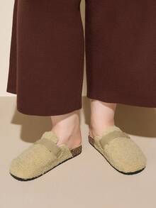 CUCCOO CURVES 女士休闲百搭通勤宽楦保暖平底鞋 - 杏色 - 查看 7