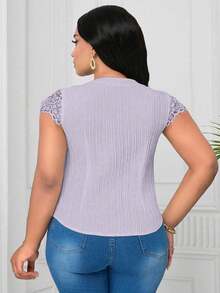 SHEIN Clasi 大码撞色蕾丝V领纹理面料衬衫 - 淡紫色 - 查看 2